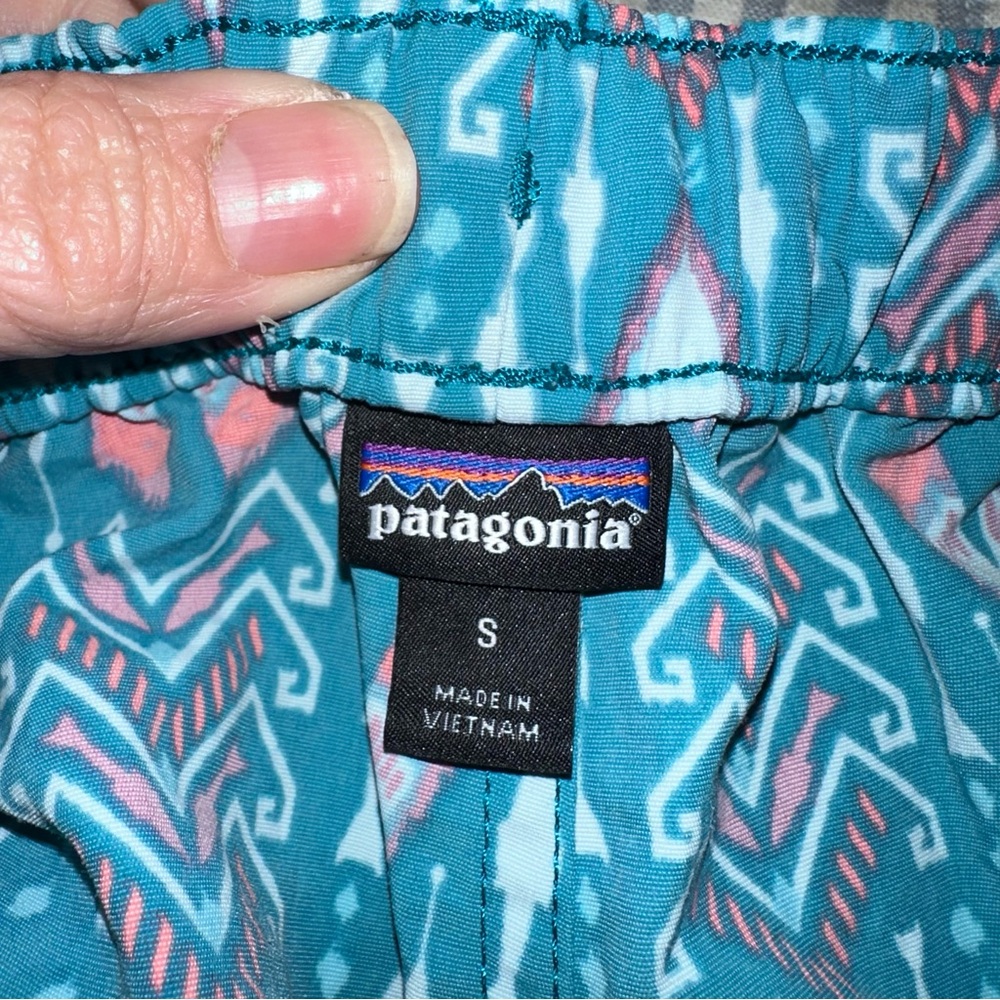 Patagonia Women's‎ Barely Baggies Shorts - 2½" Small STY57042 - Picture 6 of 13